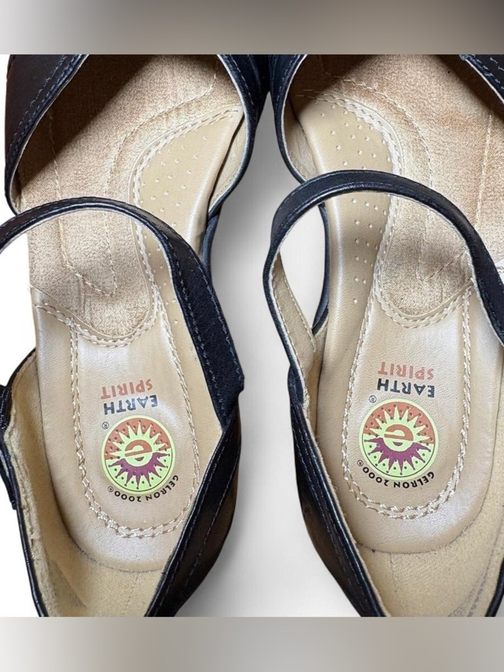 Earth Spirit Black Women's Strappy Mary Jane Sandals - Picture 5 of 8